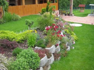 Súkromná záhrada Ilava - Svahovacie tvárnice
